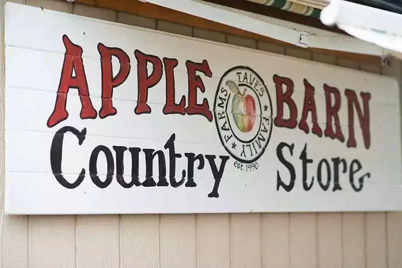 Apple Barn Of Abbotsford
